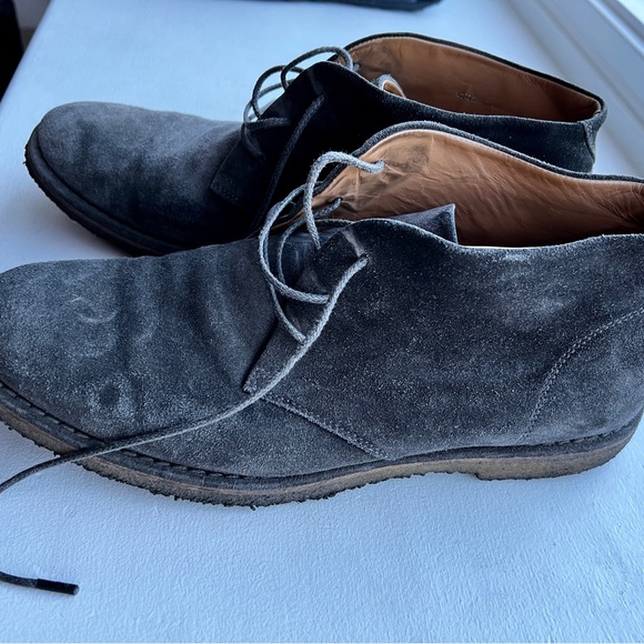 Vince Chukka boots